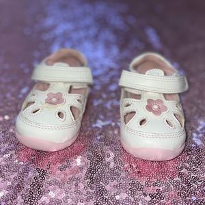 Munchkin Toddler Sandel